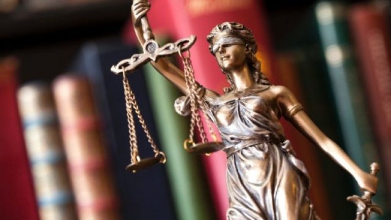 Barbatii domina breasla avocatilor din Republica Moldova, iar femeile – a notarilor Barbatii domina breasla avocatilor din Republica Moldova, iar femeile – a notarilor